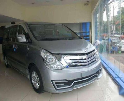 18 Hyundai Grand Starex Royale Vip