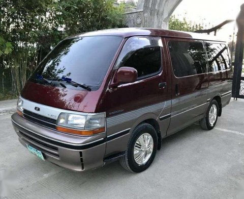 toyota custom van