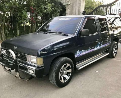 nissan eagle pickup