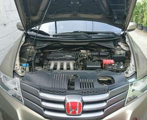 honda city 2010 engine under cover