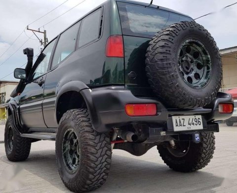 lifted infiniti qx4