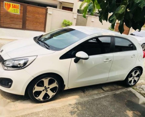 14 Kia Rio Hatchback At White For Sale