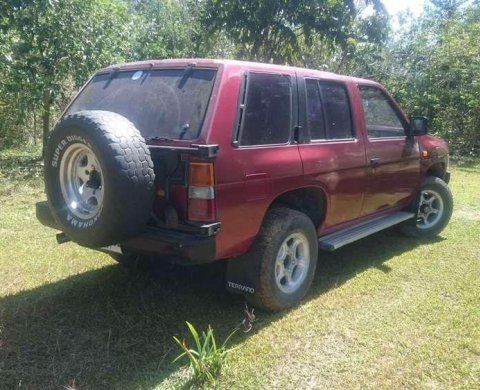 nissan terrano 1980