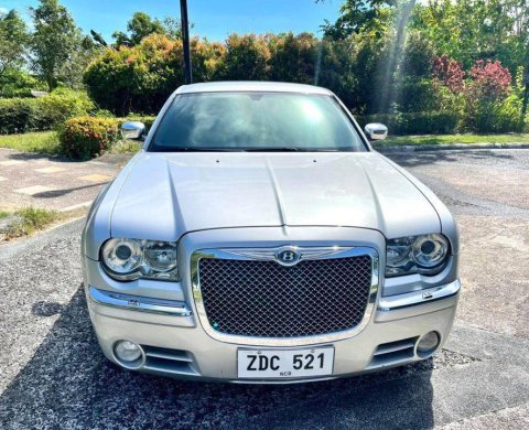 chrysler 300c 2006 bently look bullet proof 790197