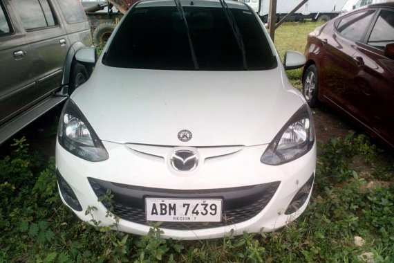 Mazda 2 2015 Gasoline Manual White