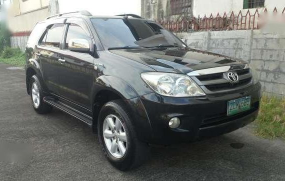 2005 Toyota Fortuner G Automatic Gas