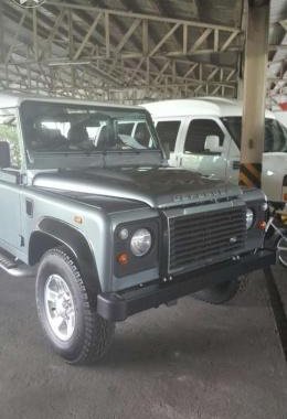 Land rover defender 110