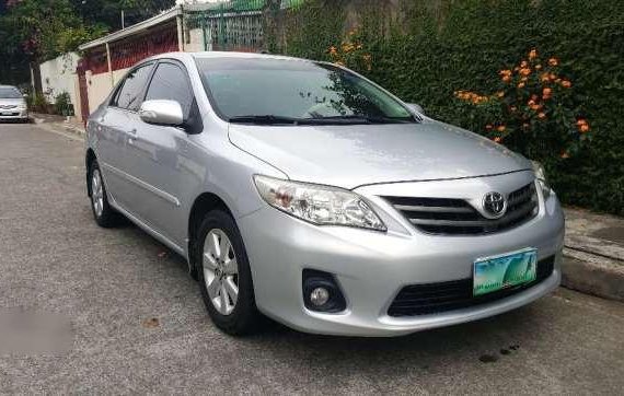 2011 Toyota Corolla Altis 1.6G Automatic - 11