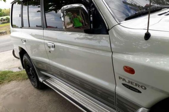 Mitsubishi pajero fielmaster 4x4 manual