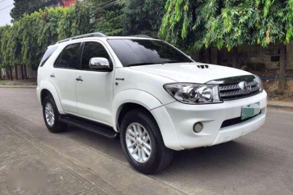 RUSH SALE 2007 Toyota Fortuner V 4x4 Automatic diesel