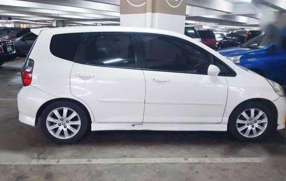 Honda Jazz 2008 ( top of the line ) 7 speed model AT