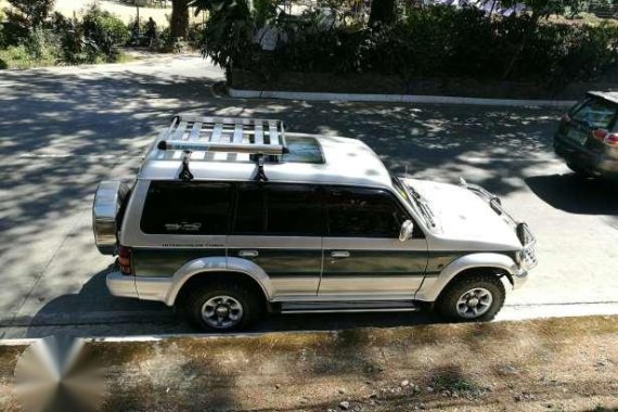 2003 Mitsubishi pajero 4x4