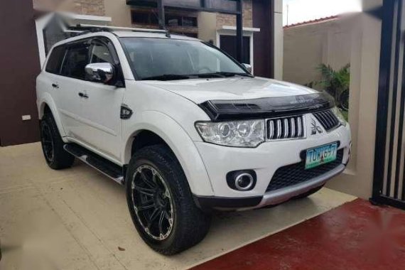 2012 mitsubishi montero gls v