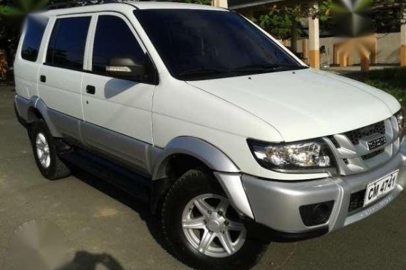 Isuzu Crosswind XUV 2015 edition automatic diesel