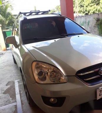 Selling kia carens diesel 2007 AT.