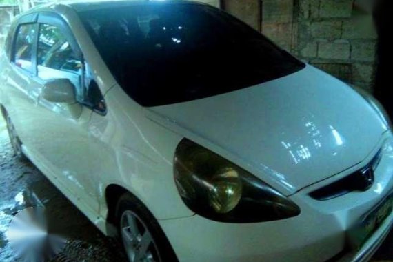 Honda FIT 165K only with cool aircon