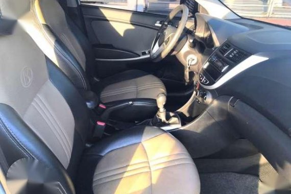 2013 Hyundai Accent Hatchback