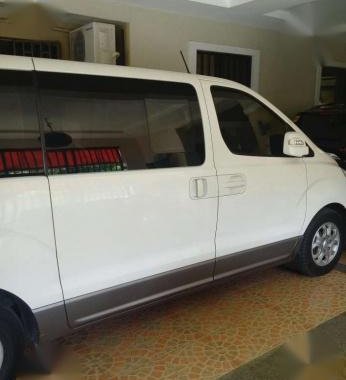 Hyundai Grand Starex 2010 model