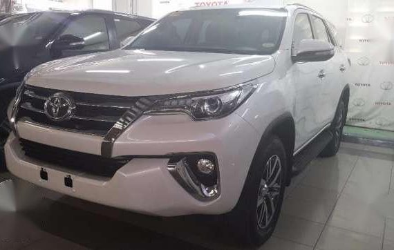 Toyota fortuner 2017 v dsl at as low as 160k Financing Only