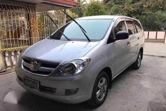 Toyota Innova E 2007