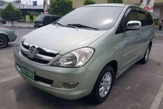 Toyota innova G automatic gas