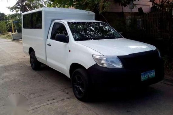 2013 Toyota Hilux FX for sale