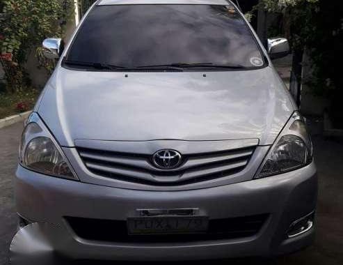 Toyota Innova E
