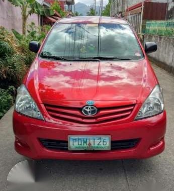 Toyota Innova E MT 2011