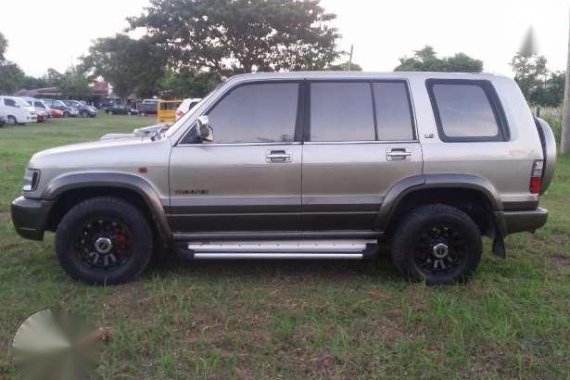 ISUZU TROOPER 2005 Skyroof edition AT