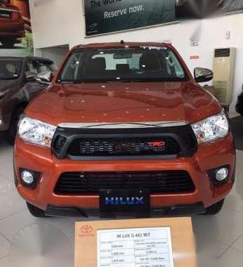 Toyota Promo for Seaman 65k Cashout on Hilux this Summer Hotness grabe