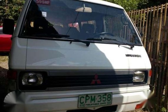 L300 Mitsubishi Van