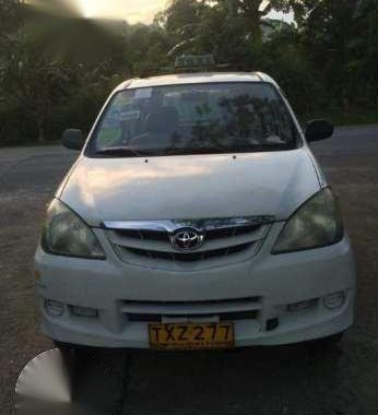 Taxi toyota avanza