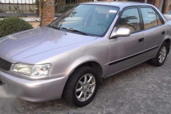 toyota corolla LE lovelife 2001