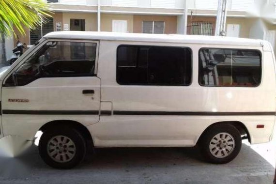 Mitsubishi Van
