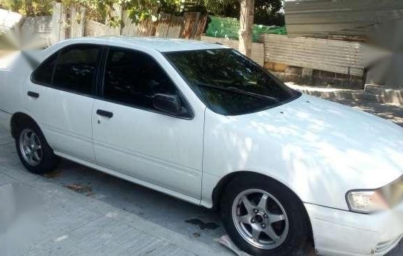 Nissan Sentra ex saloon for sale