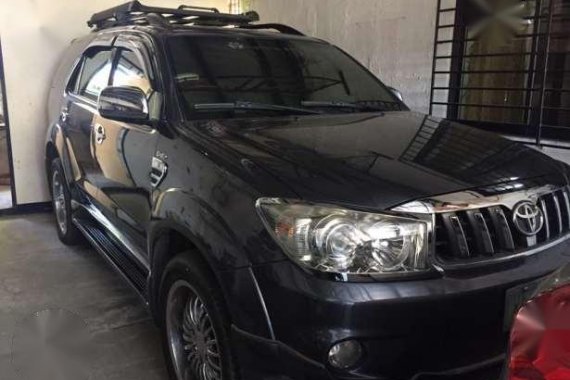 Toyota fortuner g 2010 automatic diesel