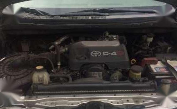 2013 toyota innova G AT diesel