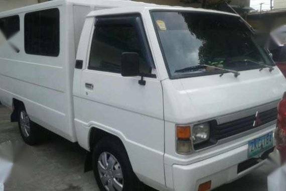 Well maintained Mitsubishi l300 fb 2008