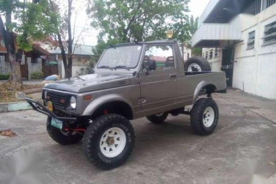 Suzuki Samurai