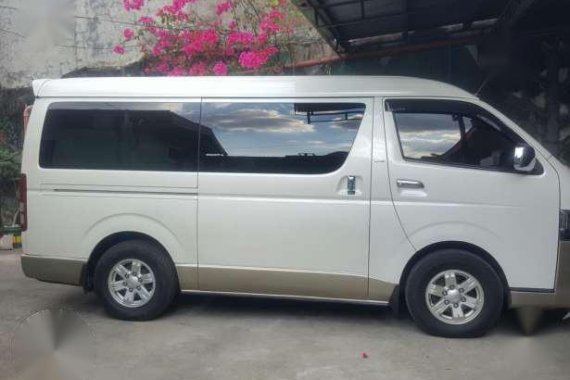 Toyota Hiace super grandia