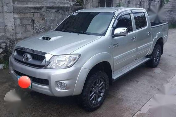 2011 toyota hilux G 4x4