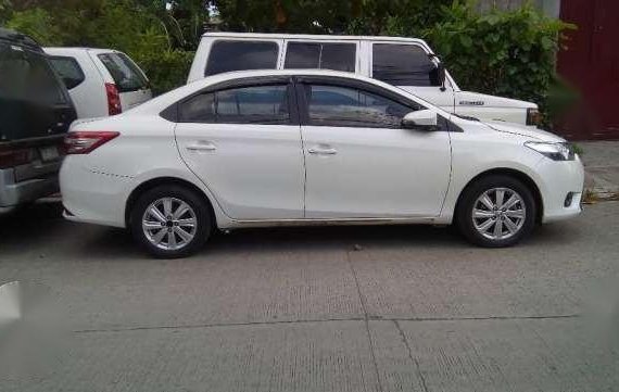2015 Automatic pearl white Vios toyota For 535k only