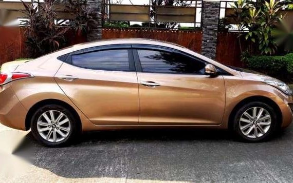 Fresh in and out Hyundai Elantra S 2014