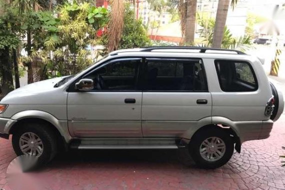 2010 Isuzu Xuv manual