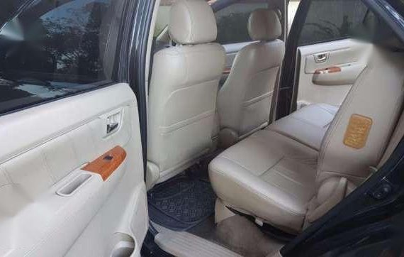 For Sale Toyota Fortuner 2011 AT