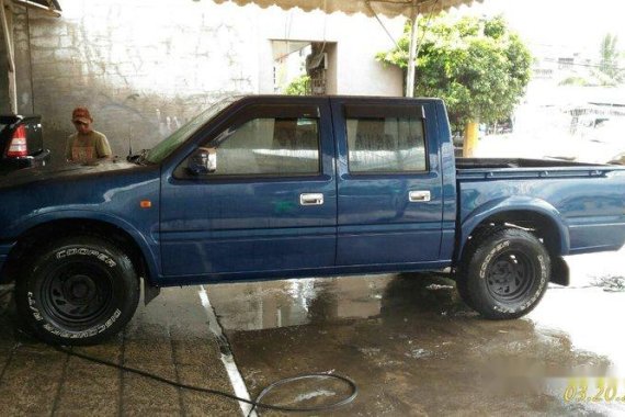 For sale Isuzu Fuego 2001