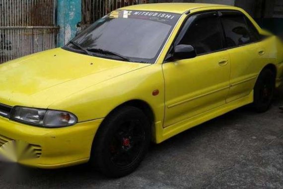 mitsubishi lancer glxi