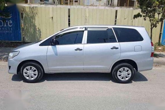 Toyota Innova J 2013