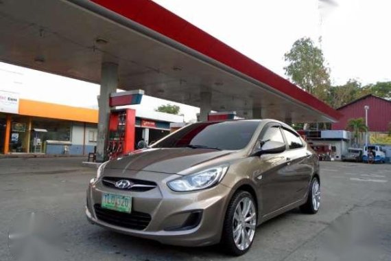 2012 Hyundai Accent CVVT AT 388t Nego (Kotsemar Batangas)2011 2013