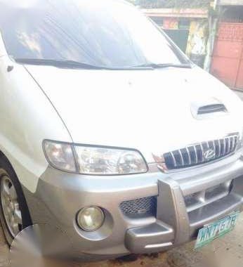 Hyundai starex